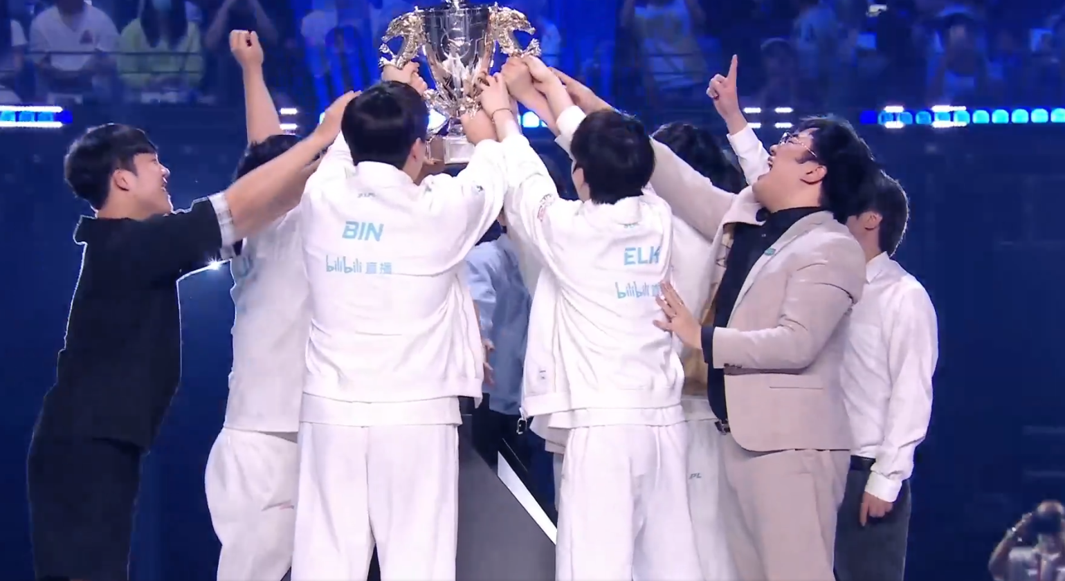 BLG champion LPL 2025 : knight bat un record, Shad0w fait l'histoire