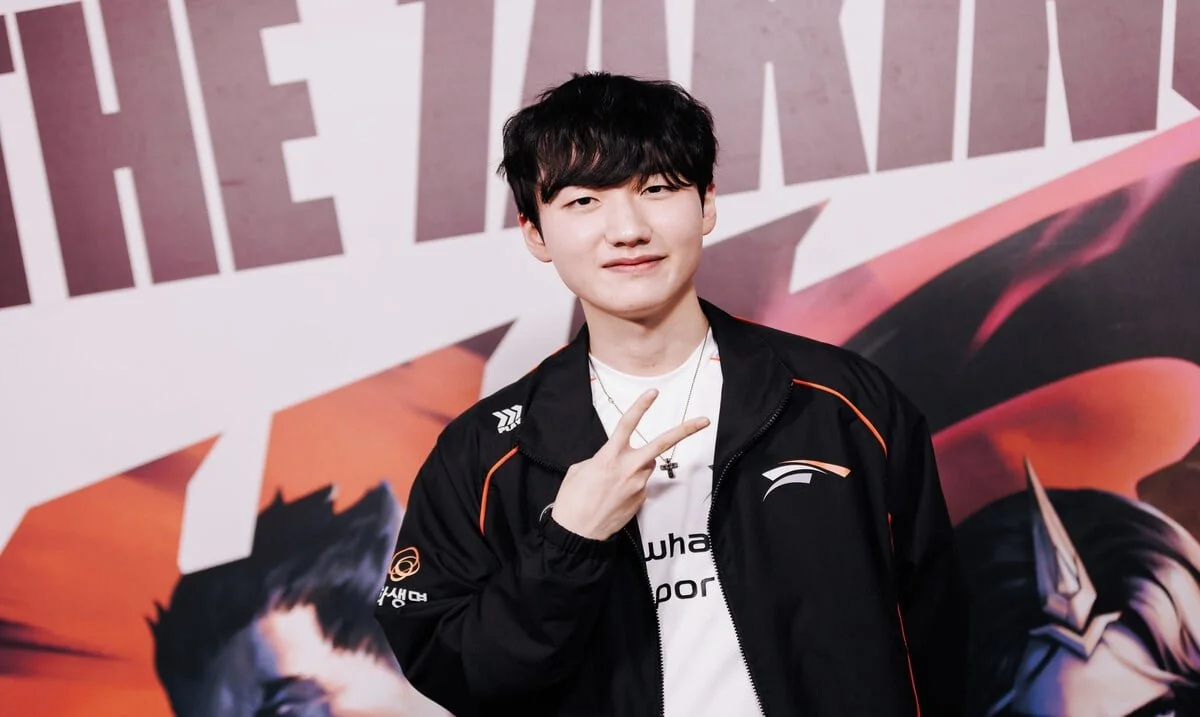 HLE écrase KT Rolster 3-0 et file en finale des playoffs LCK 2025